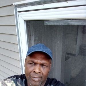 Meet your Posher, Kenneth